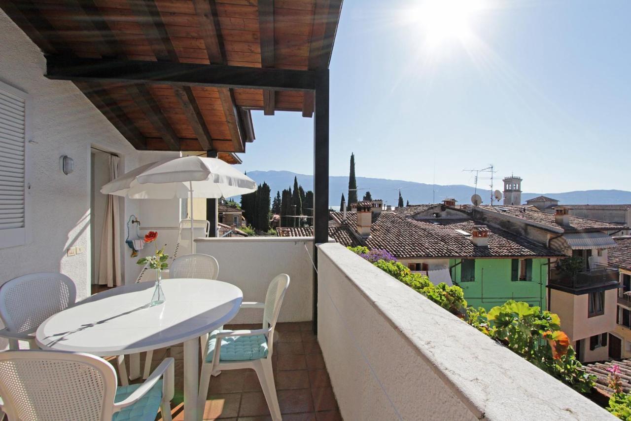 Casa Marsilva - Holiday Apartment With Roof Terrace, Near The Lake Toscolano Maderno Luaran gambar