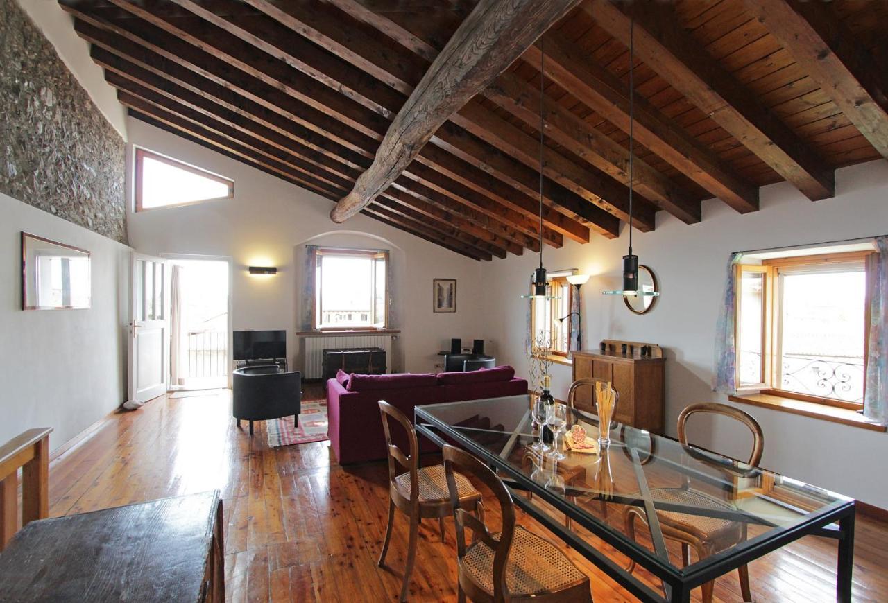 Casa Marsilva - Holiday Apartment With Roof Terrace, Near The Lake Toscolano Maderno Luaran gambar