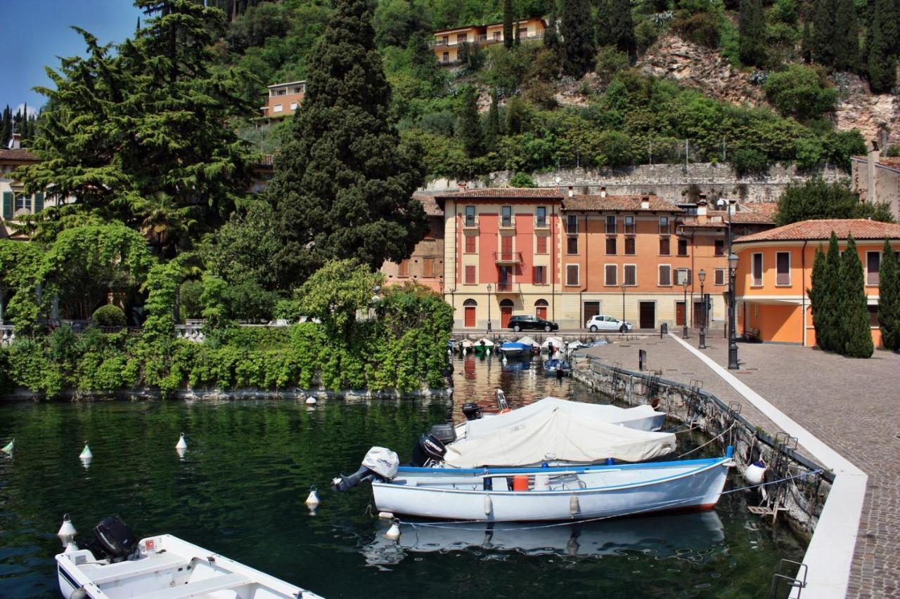 Casa Marsilva - Holiday Apartment With Roof Terrace, Near The Lake Toscolano Maderno Luaran gambar