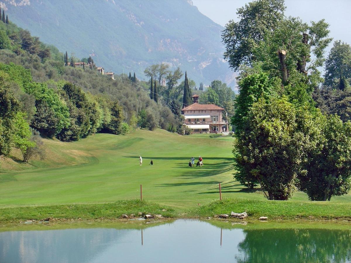 Casa Marsilva - Holiday Apartment With Roof Terrace, Near The Lake Toscolano Maderno Luaran gambar