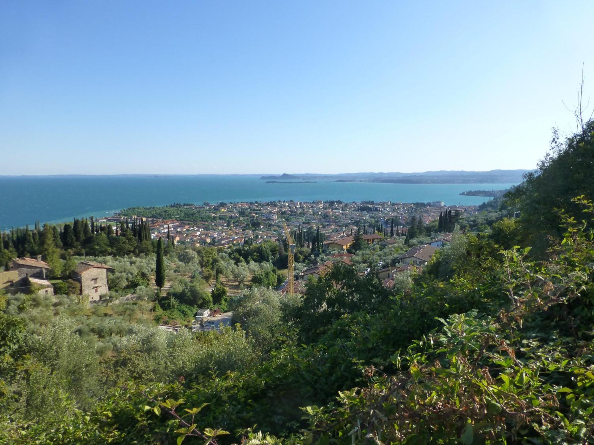 Casa Marsilva - Holiday Apartment With Roof Terrace, Near The Lake Toscolano Maderno Luaran gambar