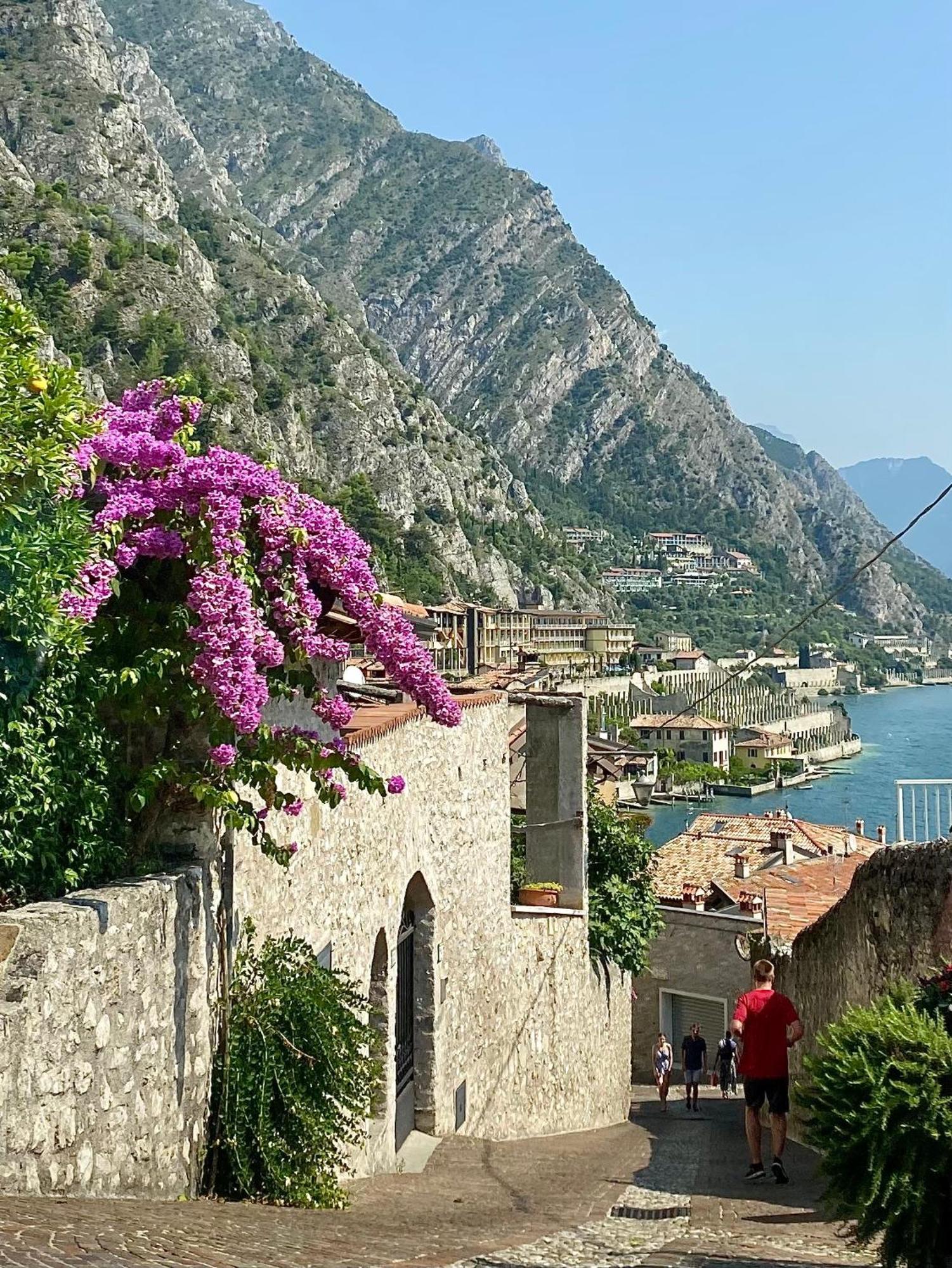 Casa Marsilva - Holiday Apartment With Roof Terrace, Near The Lake Toscolano Maderno Luaran gambar