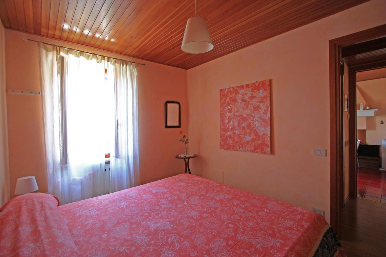Casa Marsilva - Holiday Apartment With Roof Terrace, Near The Lake Toscolano Maderno Luaran gambar